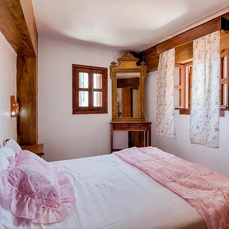 Lägenhet Haras Traditional House